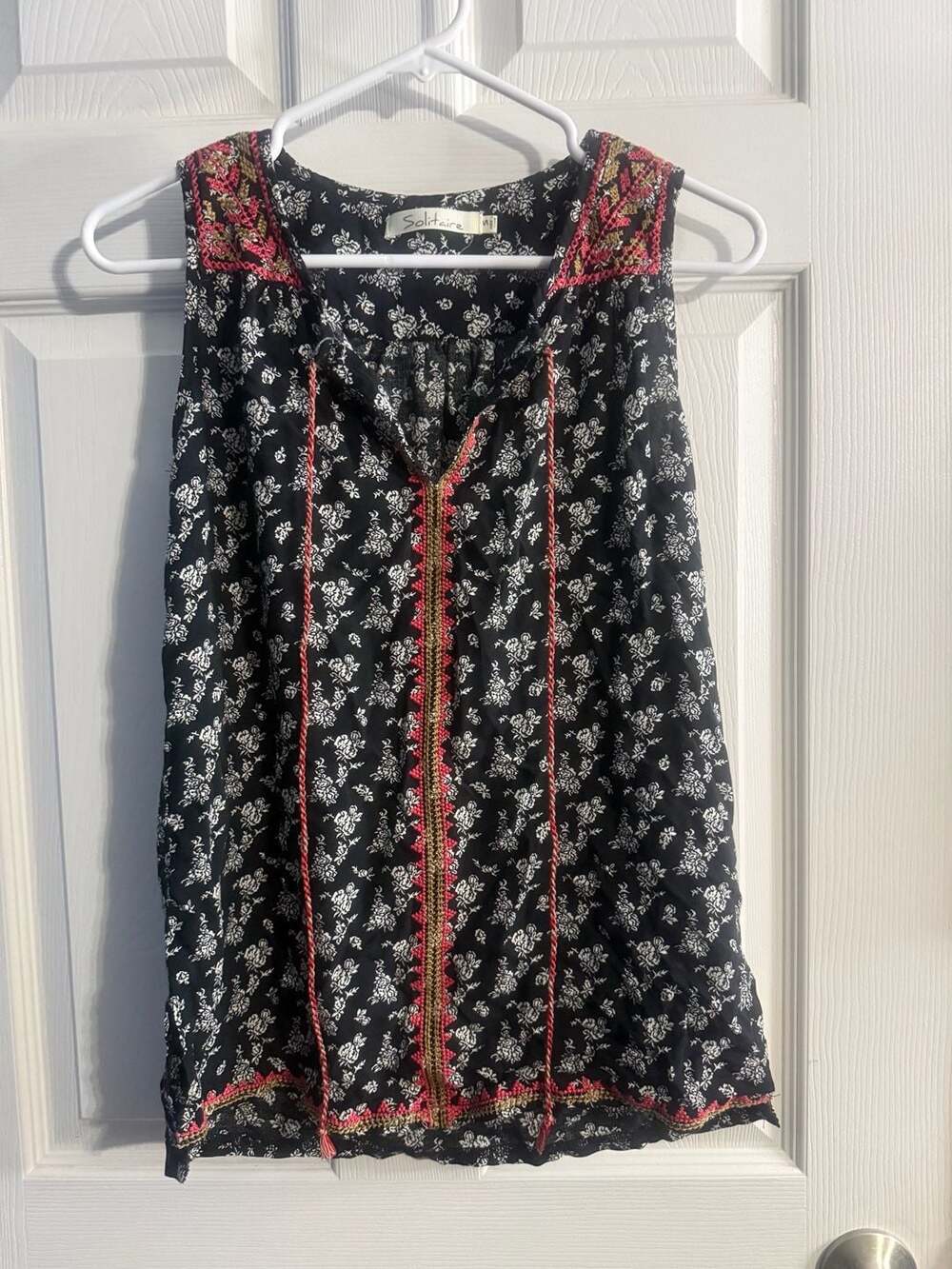Solitaire Black and White Floral Embroidered Sleeveless Top
